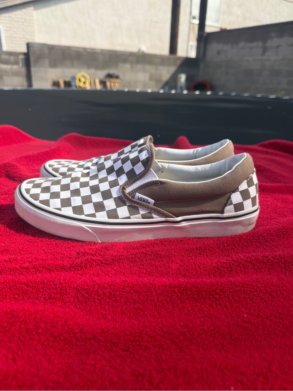 Mens Size 10.5 Vans Slip-On Checkerboard in Brown and White